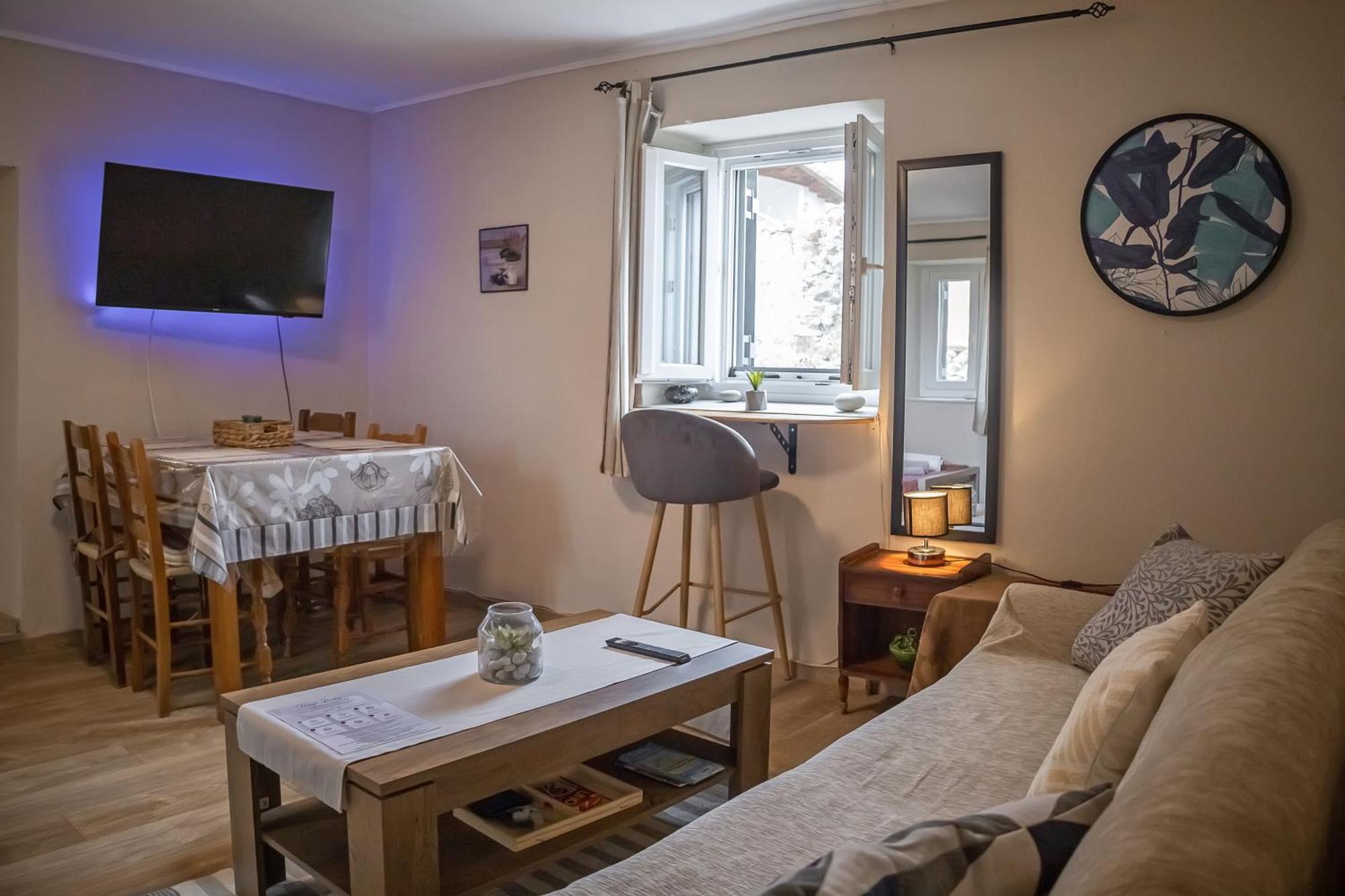 Auntie Katie'S House Apartment Giannades Bagian luar foto
